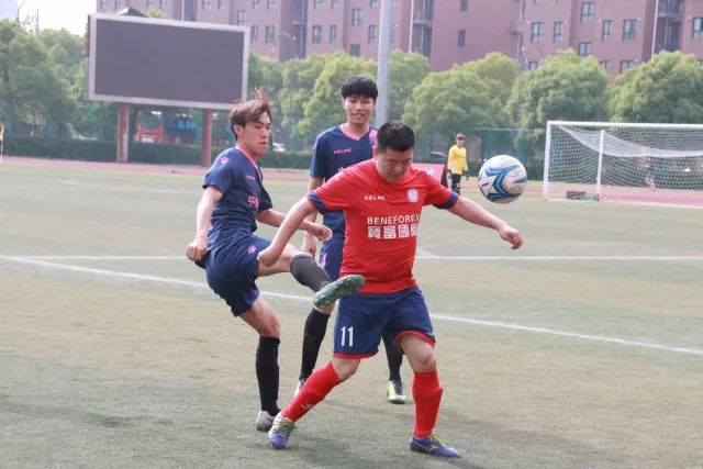 意甲-弗拉霍维奇梅开二度 尤文图斯3-0维罗纳